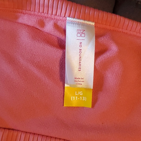 Pink Bikini - Picture 6 of 7